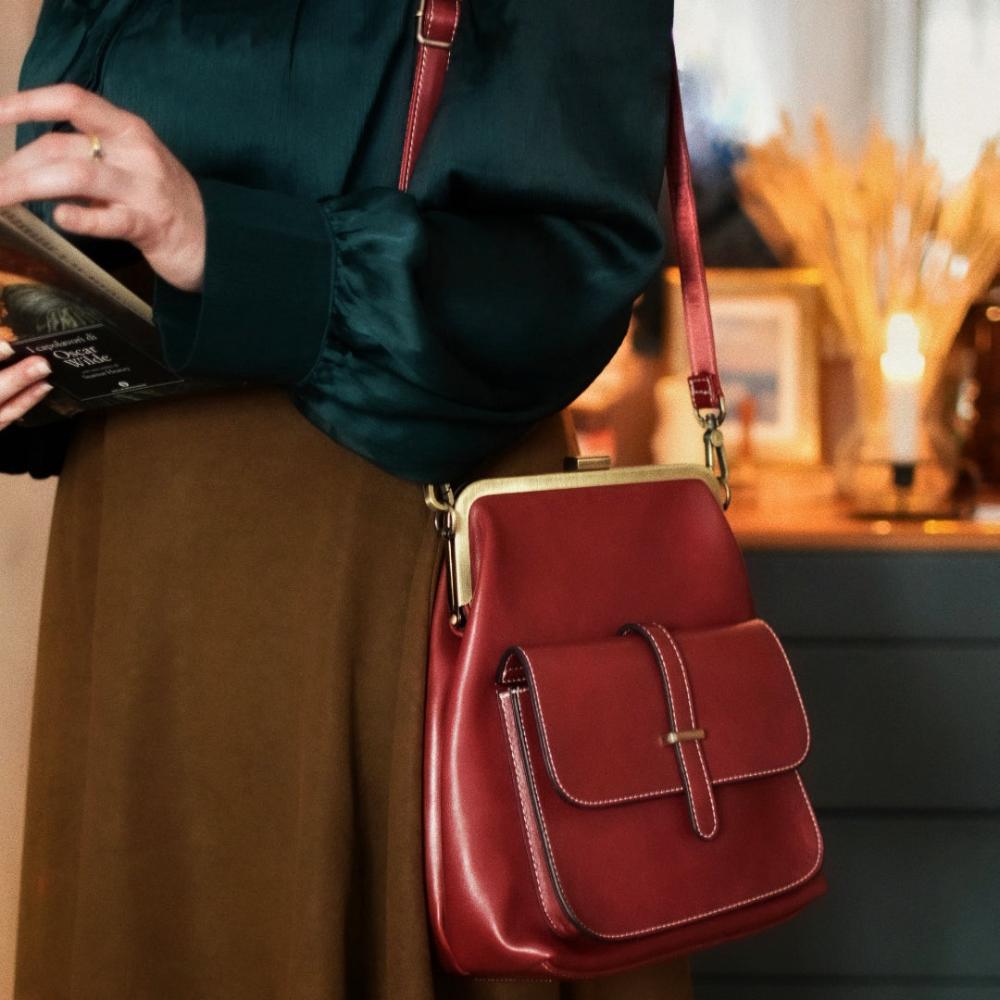 Victoria | Wasserdichter Umhänge-Rucksack von Hannah