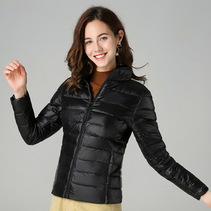 Myra™ | Ultraleichte Daunenjacke mit raffinierten Falten