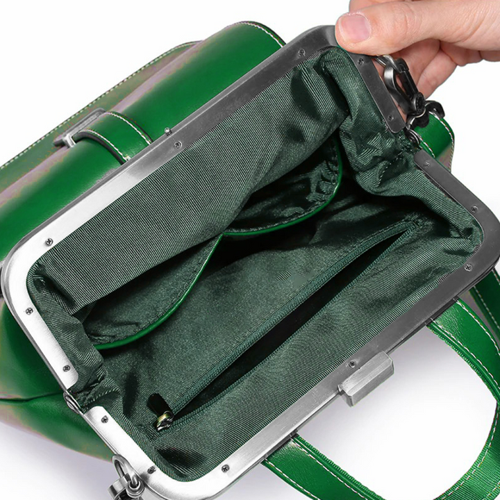 Victoria | Wasserdichter Umhänge-Rucksack von Hannah