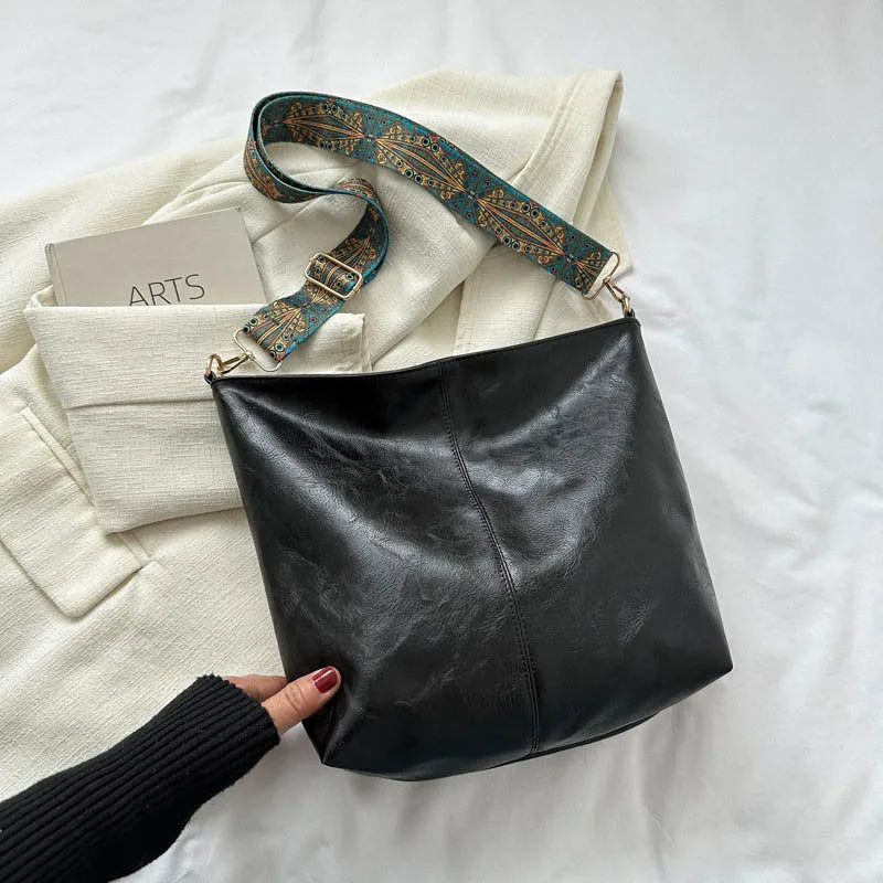 Chelsey | Leder Schultertasche
