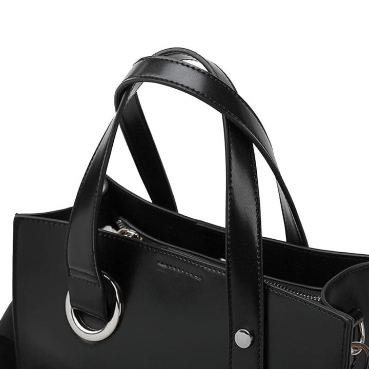 Phoebe | Schlanke Strukturierte Tasche